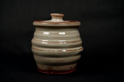 Honey jar