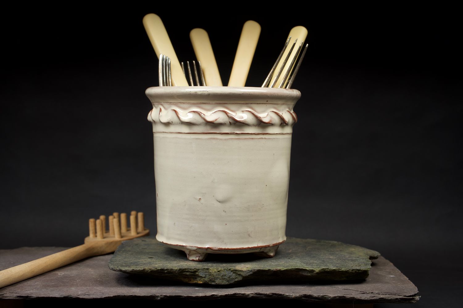 Cutlery drainer