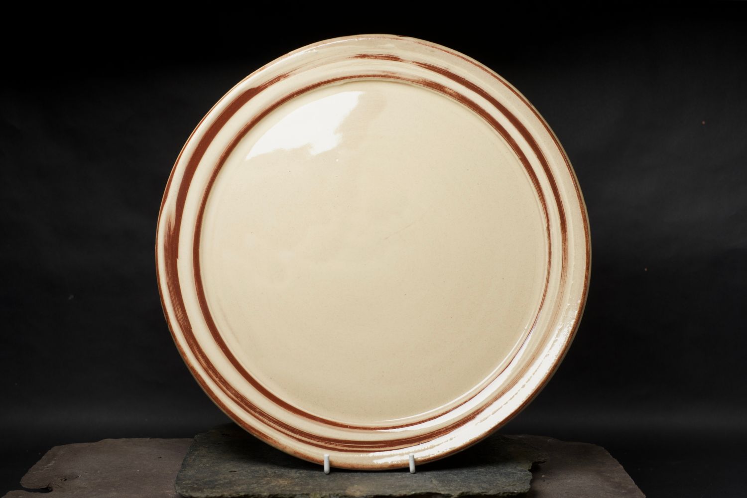 Dinner plate