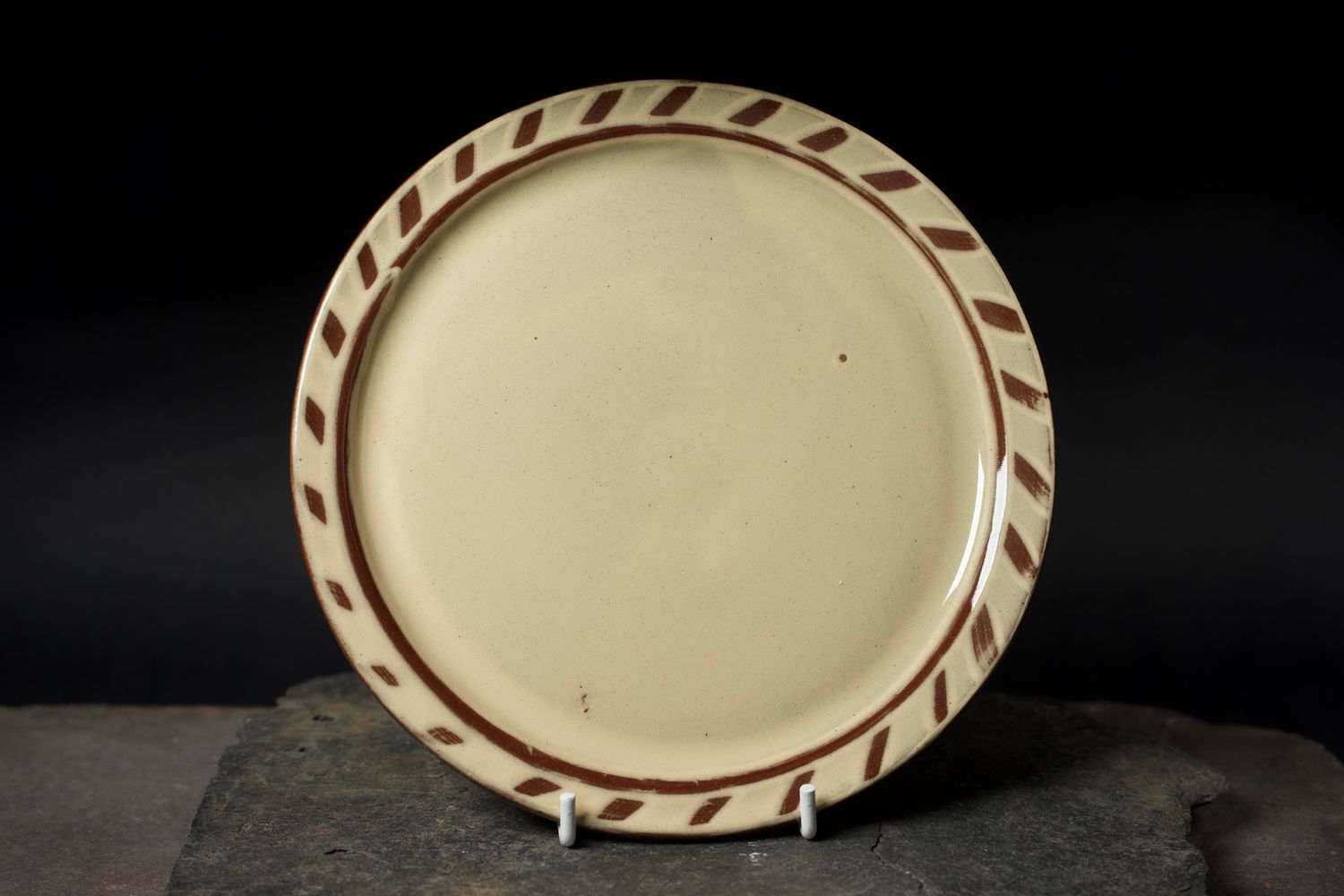 Side plate