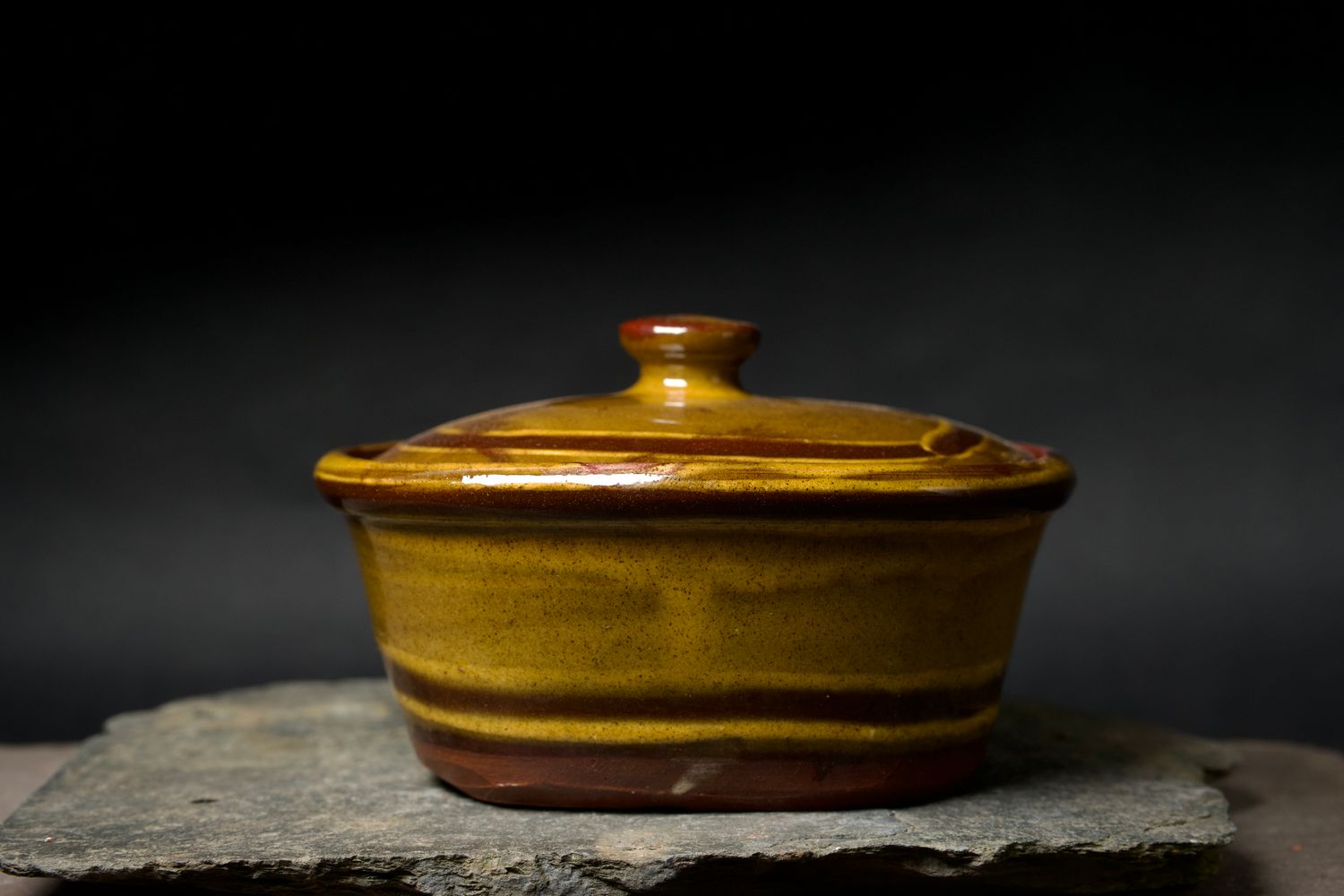 Butter dish