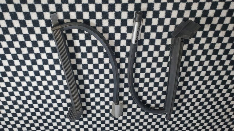 Vent Window rubber New from 914Rubber