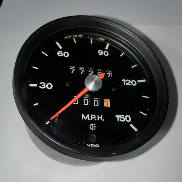 914 Porsche Speedometer 150 mph Silver Dot Very Nice 77297
