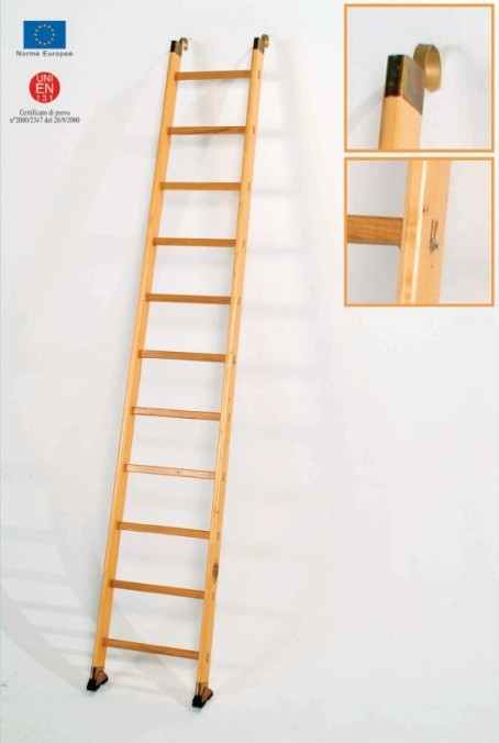 51808 - Scala in legno di abete tipo Stabilimento a tronco unico | Gradini 8