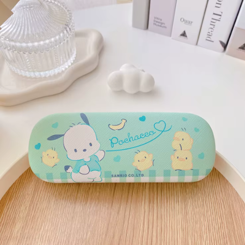 Sanrios Pochacco Glasses Case