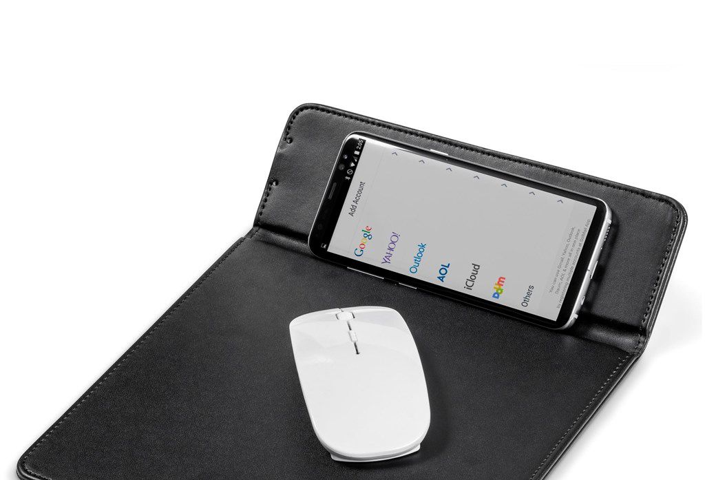 Ashburton Mouse Pad With Wireless Charger