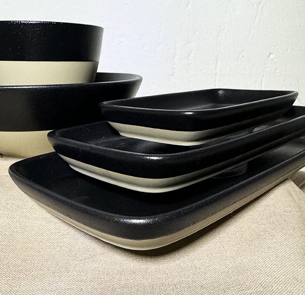 Nova Mezzo Black Rectangular Plate 25.5x12cm (Set of 6)