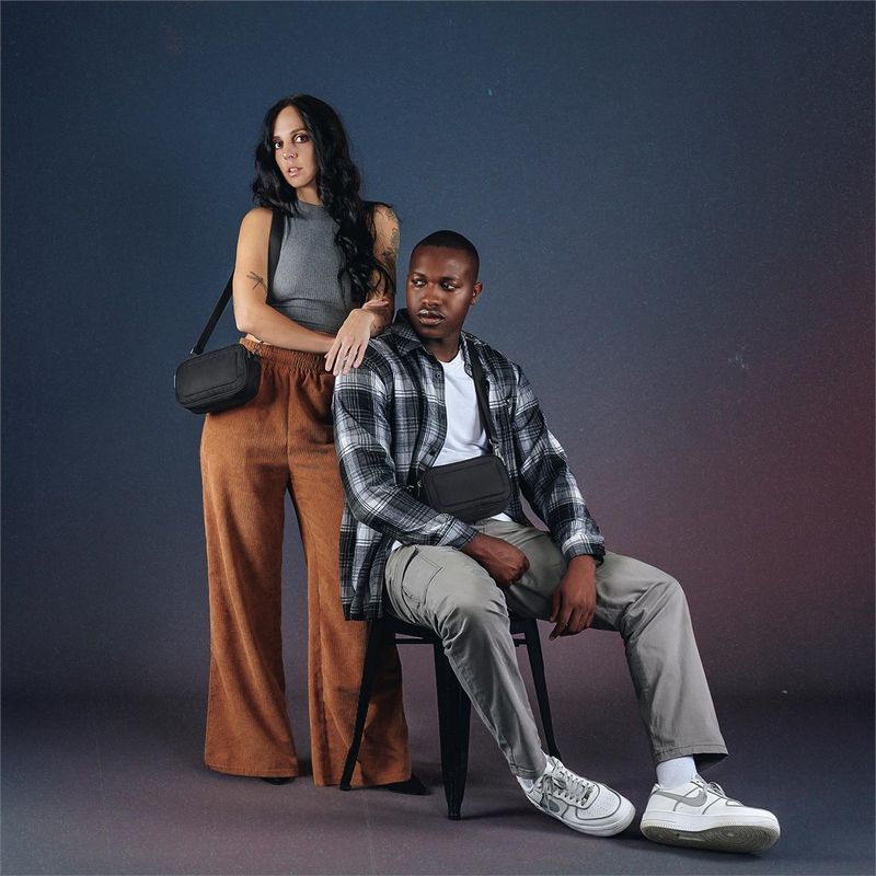 Serendipio Unisex Pitori Crossbody Bag