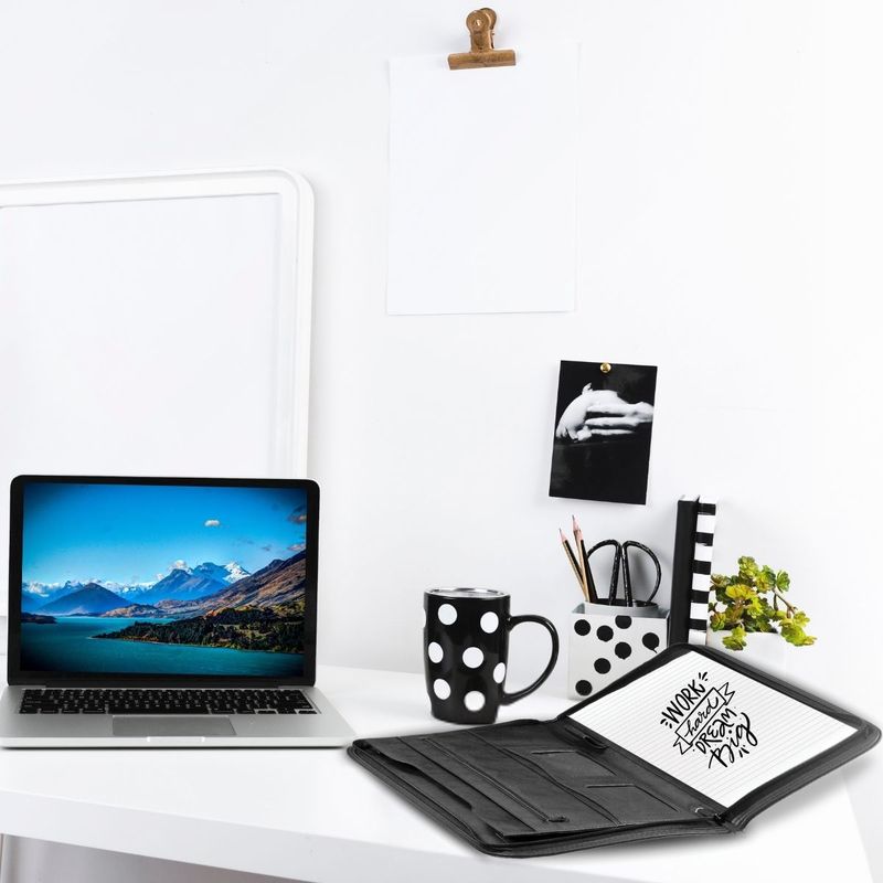 A4 Player Zip Around Folder+Pad