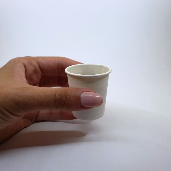 COPO SHOT EM CARTÃO BRANCO 30 ml (1 Oz)