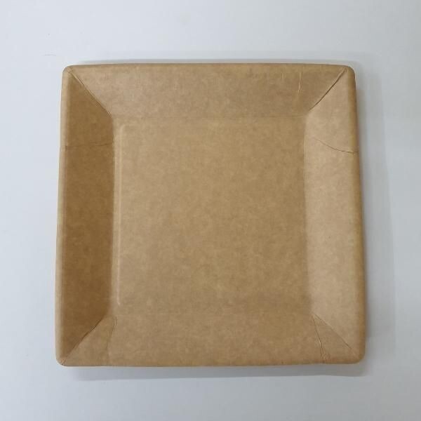 PRATO QUADRADO EM CARTÃO KRAFT LACADO, 23 cm