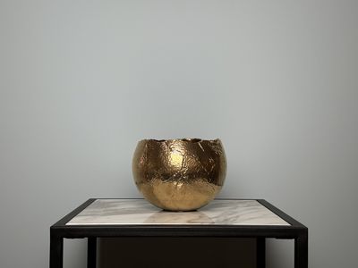 Bolivia Egg Gold Luster 20cm