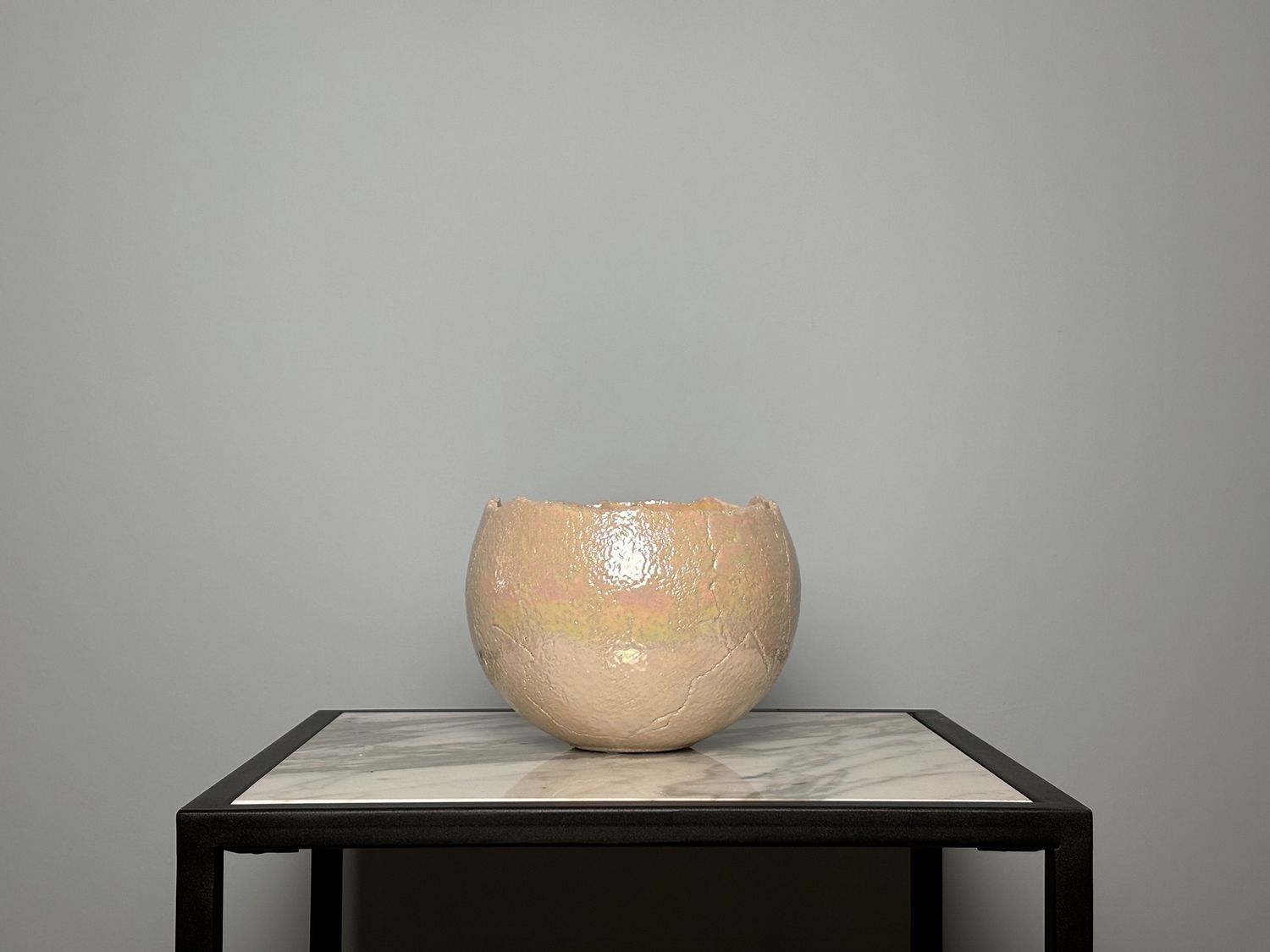 Bolivia Egg Cream Pearl 20 cm