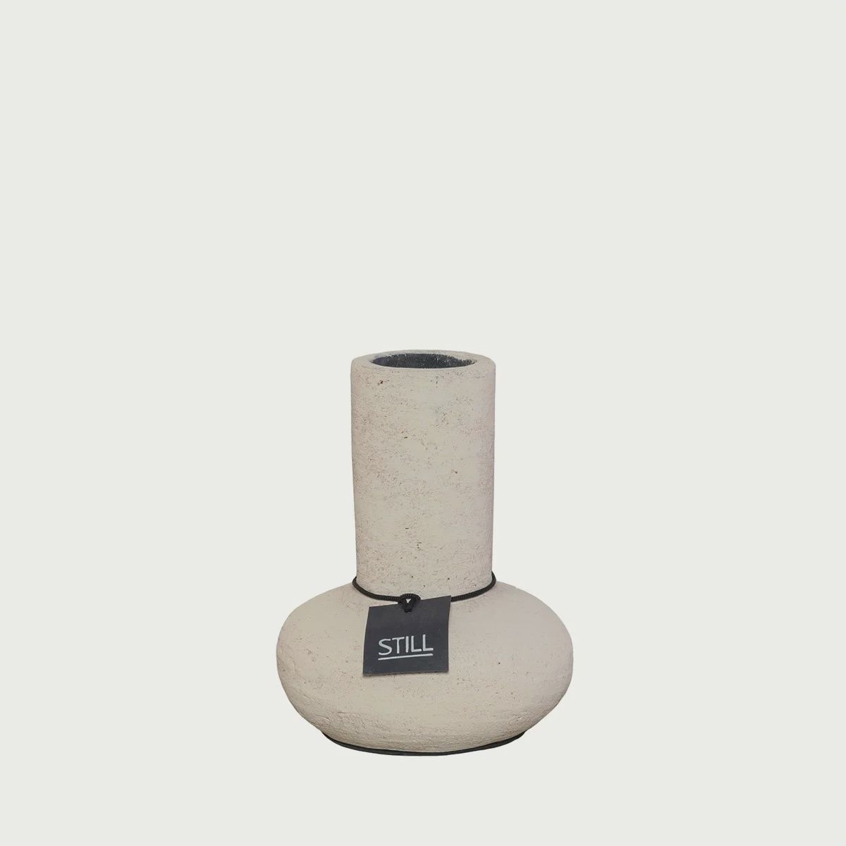 Low vase