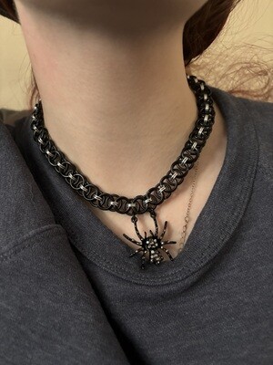 Spider helm weave chain mail choker