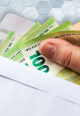 Schenkung &amp; Erbschaftsteuer – Freibeträge, Steuerklassen und Fristen