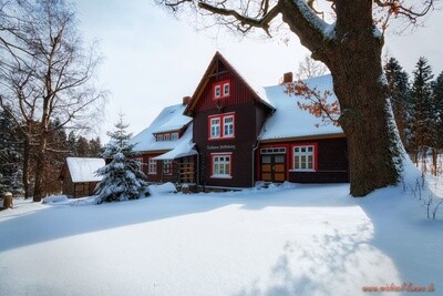 Das Forsthaus Plessenburg im Winter