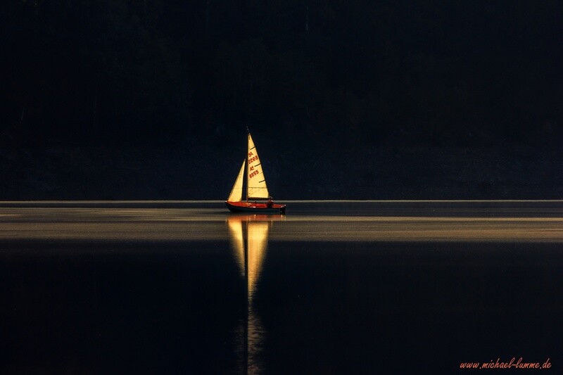 Segler auf der Okertalsperre