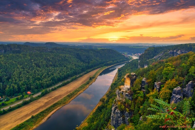 Aussicht von der Bastei auf die Elbe zum Sonnenuntergang