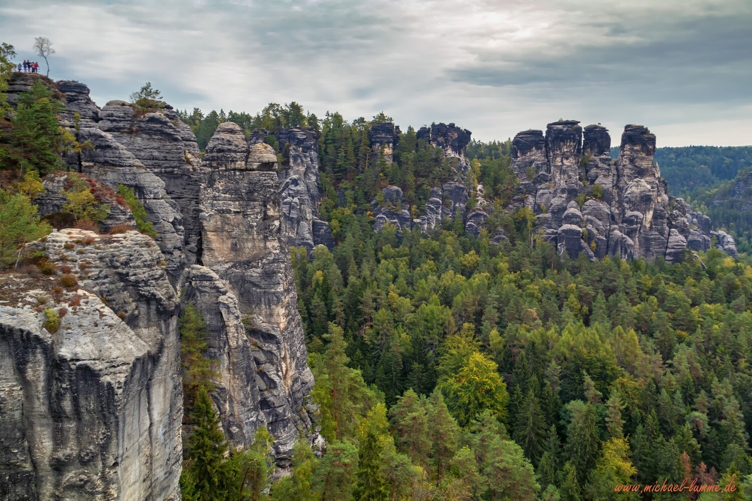 Die Sächsische Schweiz mit dem Elbsandsteingebirge