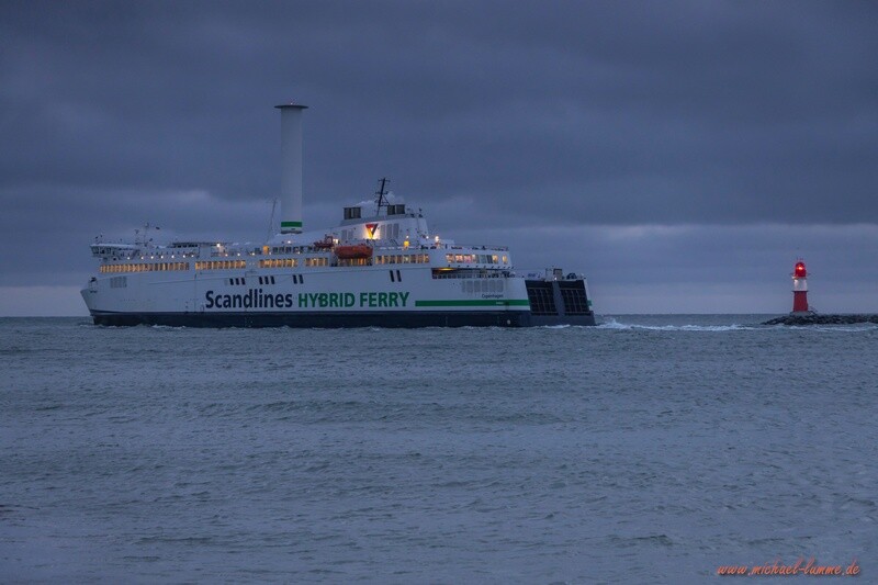 Am Morgen in Warnemünde