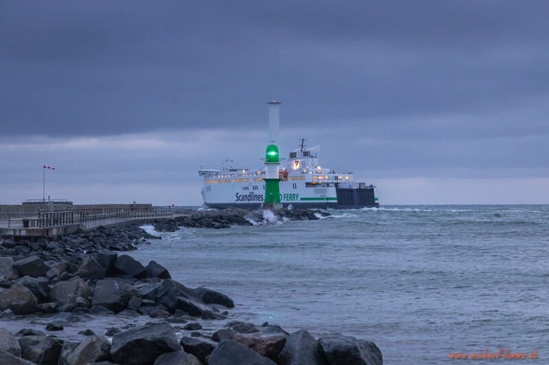 Am Morgen in Warnemünde