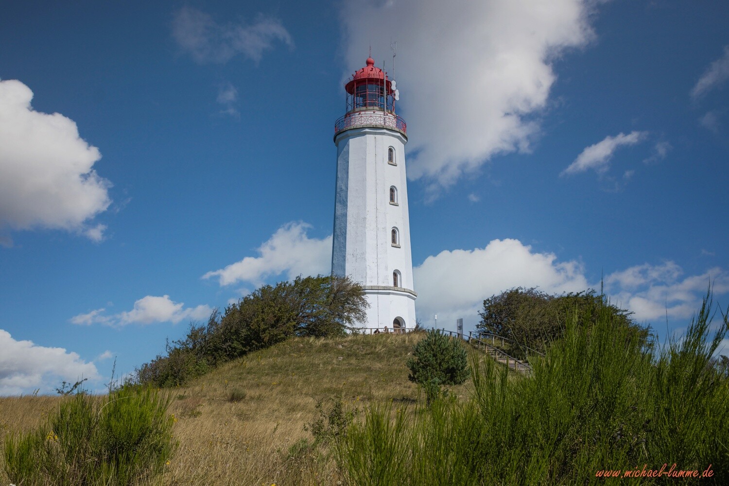 Der Leuchtturm Dornbusch auf der Insel Hiddensee
