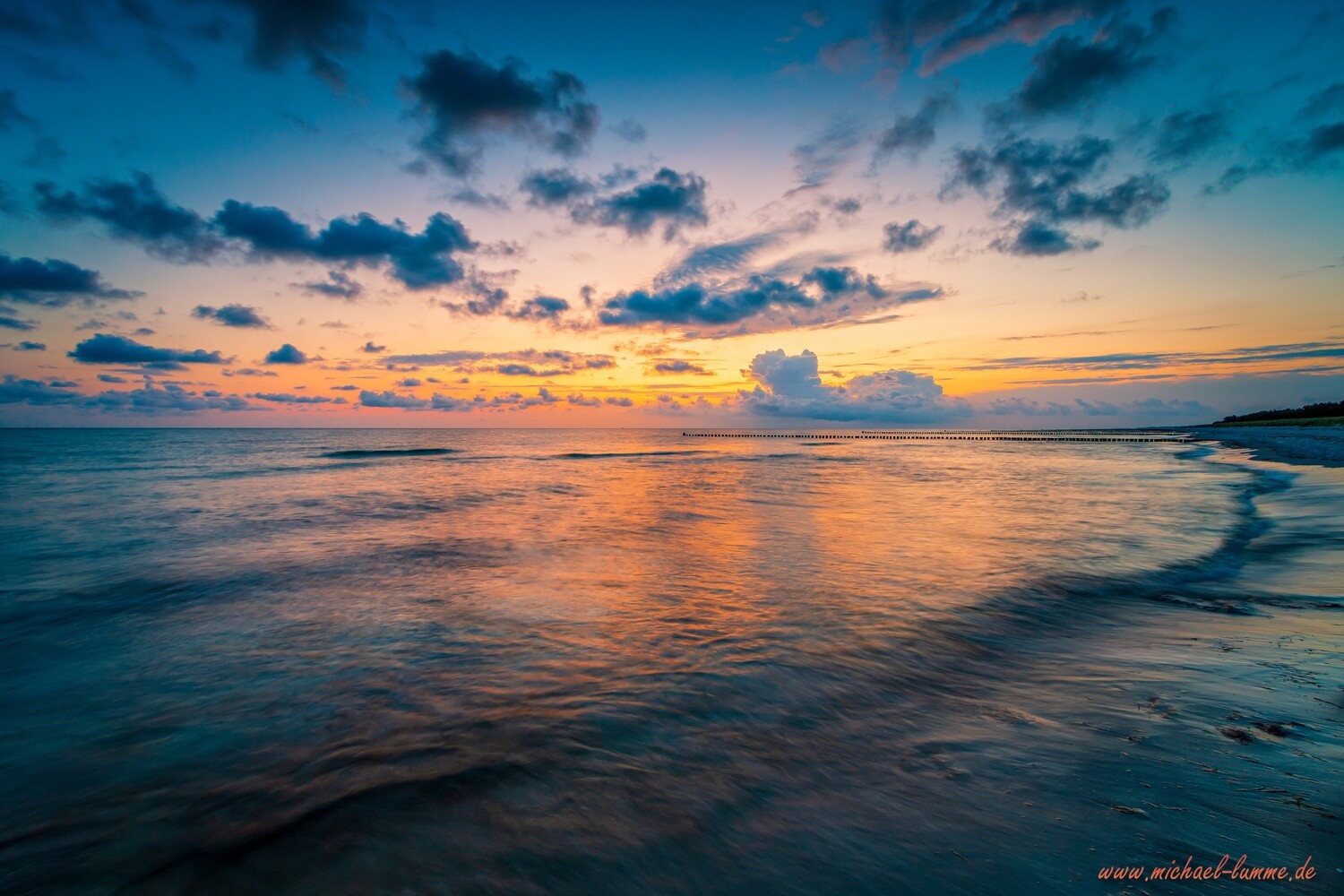 Sonnenaufgang zwischen Prerow und Zingst