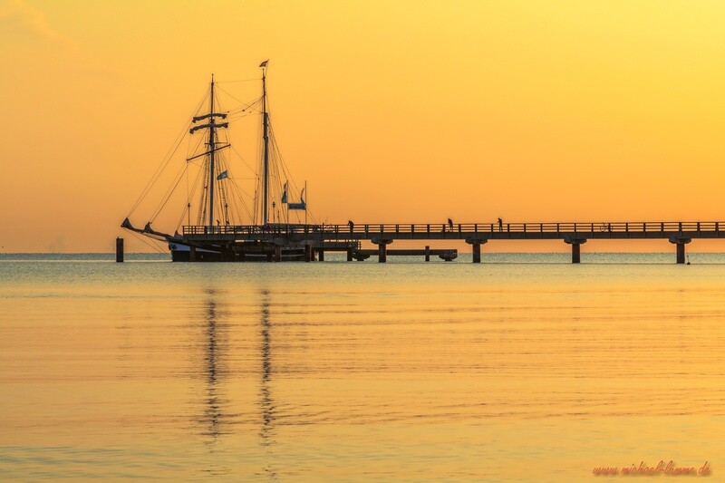 Sonnenaufgang am Strand von Prerow
