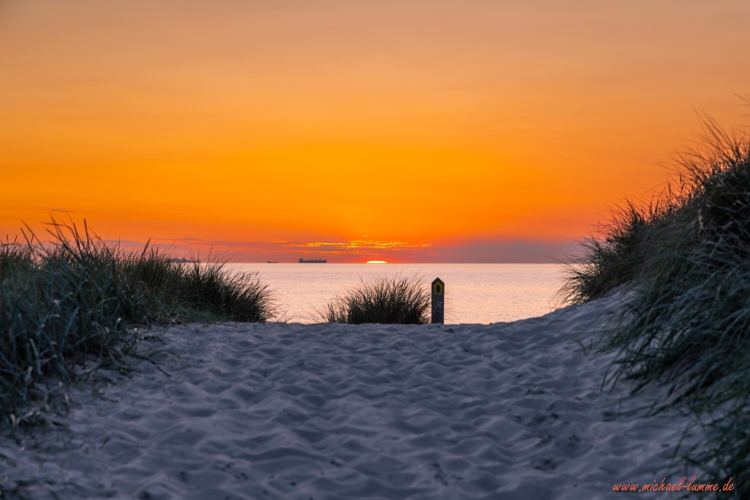 Sonnenuntergang am Weststrand
