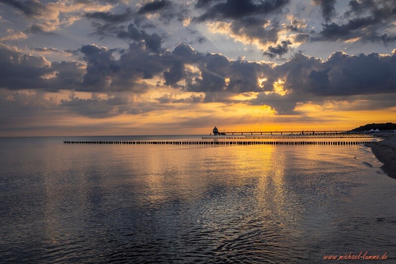 Sonnenaufgang am Strand von Zingst