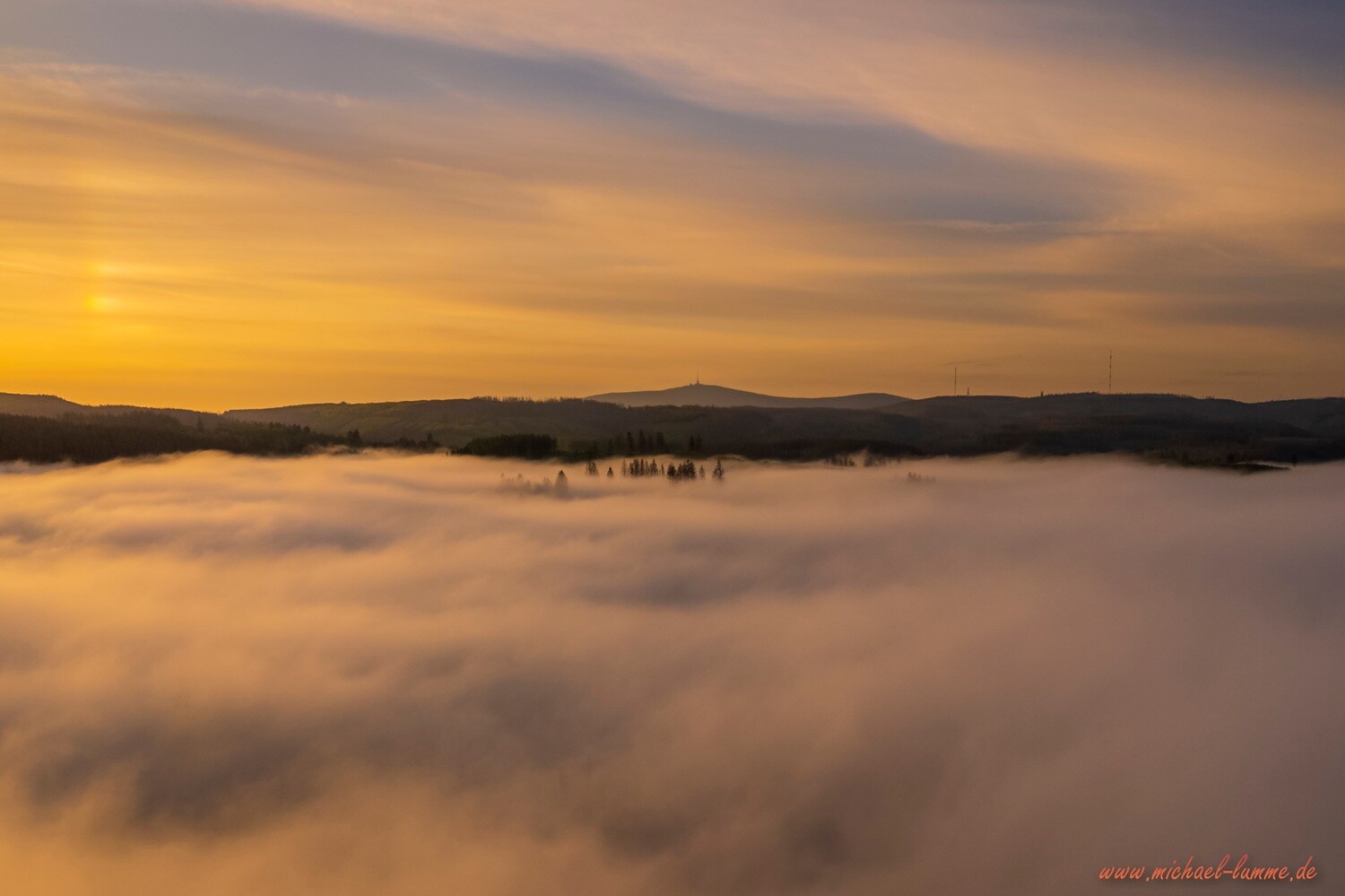 Zum Sonnenaufgang an der Okertalsperre