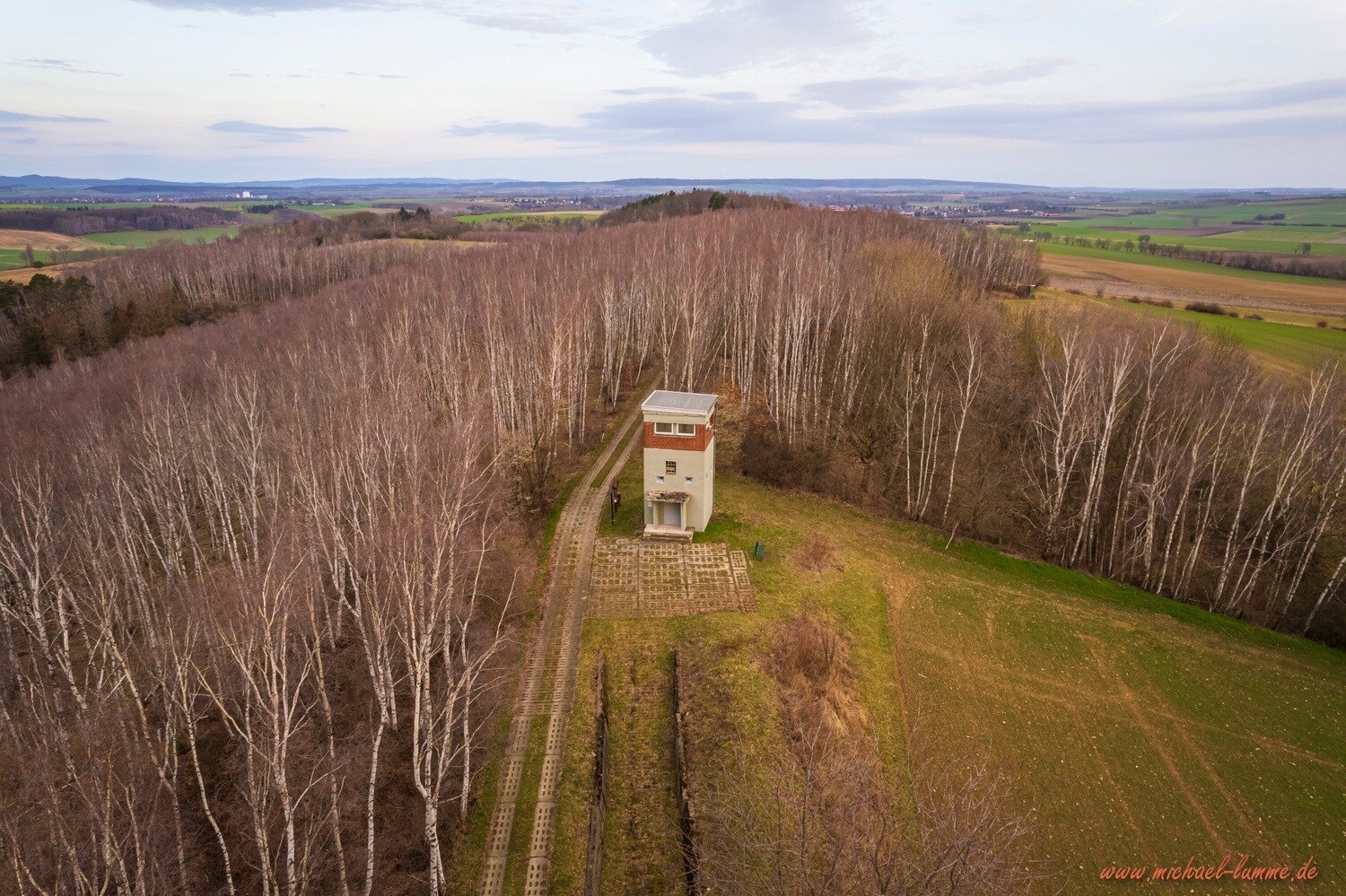 Am Grenzdenkmal Rhoden