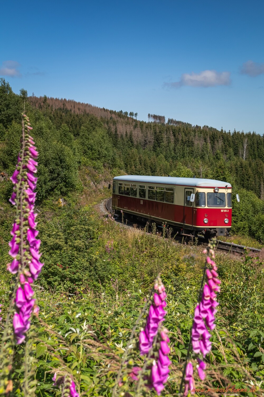 Ein Triebwagen der Harzer Schmalspurbahn