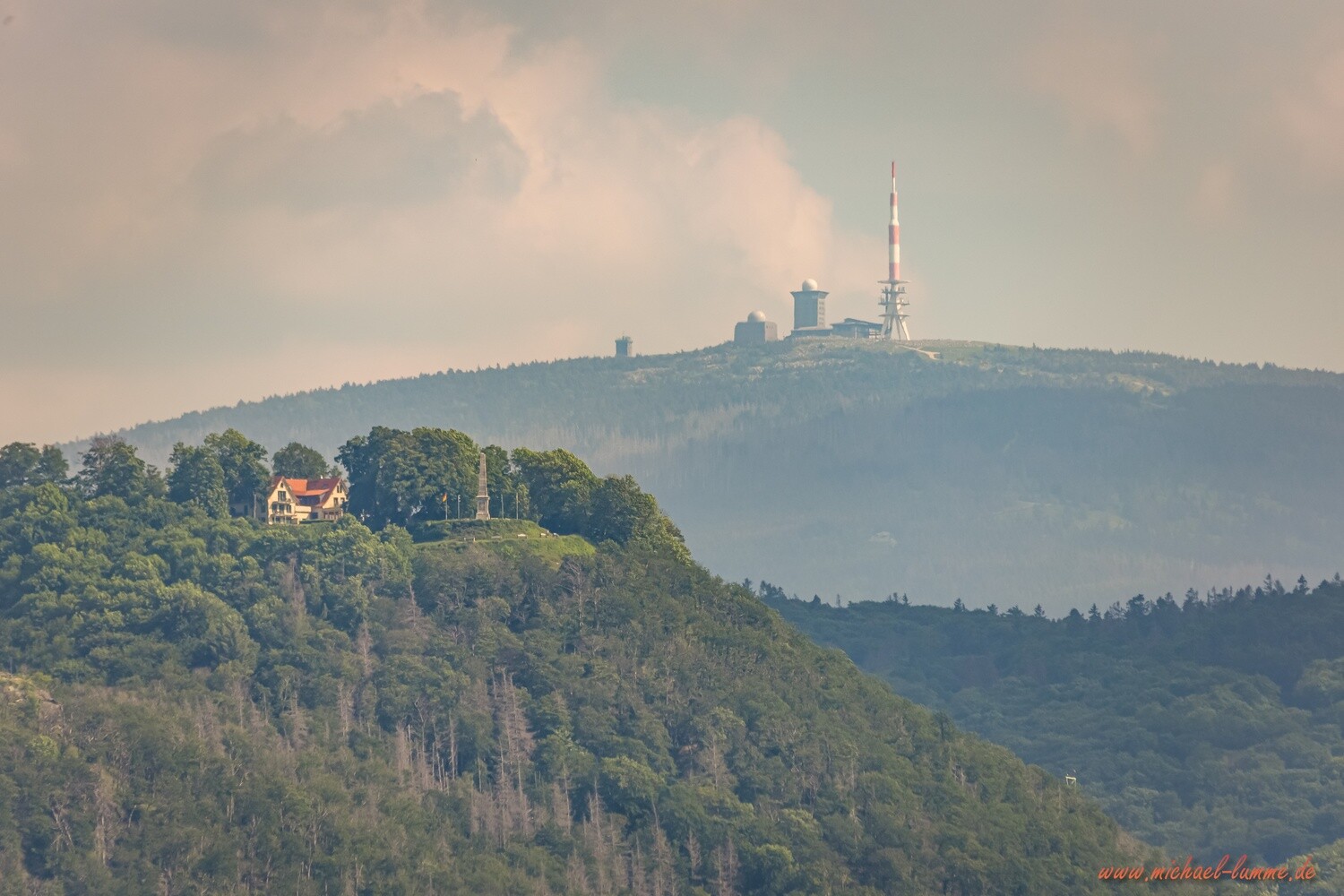 Der Burgberg Bad Harzburg und der Brocken