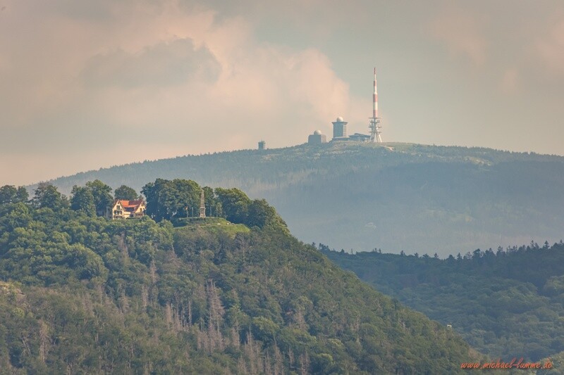 Der Burgberg Bad Harzburg und der Brocken