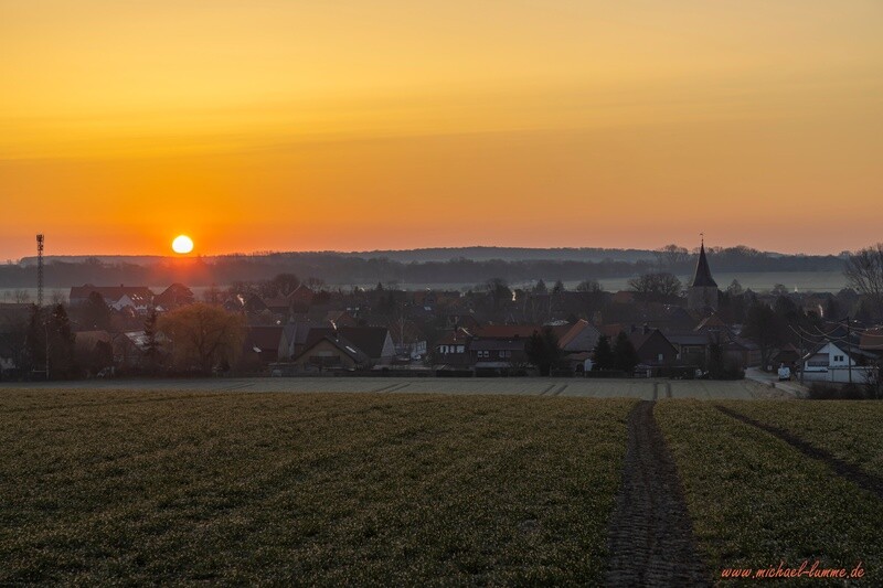 Sonnenaufgang bei Lochtum