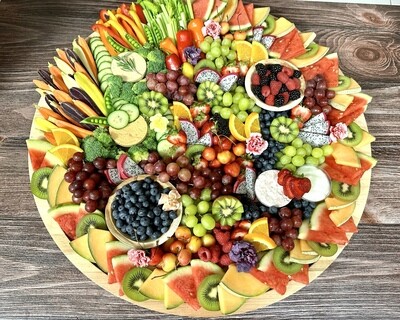 Mixed Fruit/Veggie Board