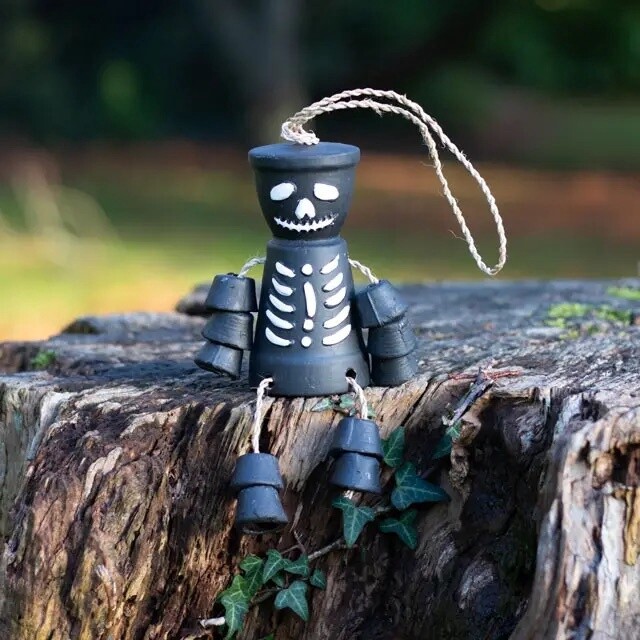 Skelton Pot Man -Black