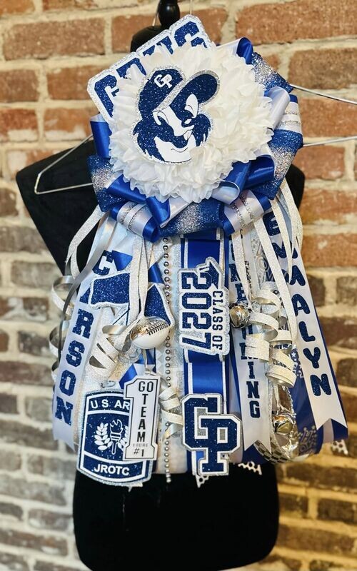 Classic Homecoming Garter