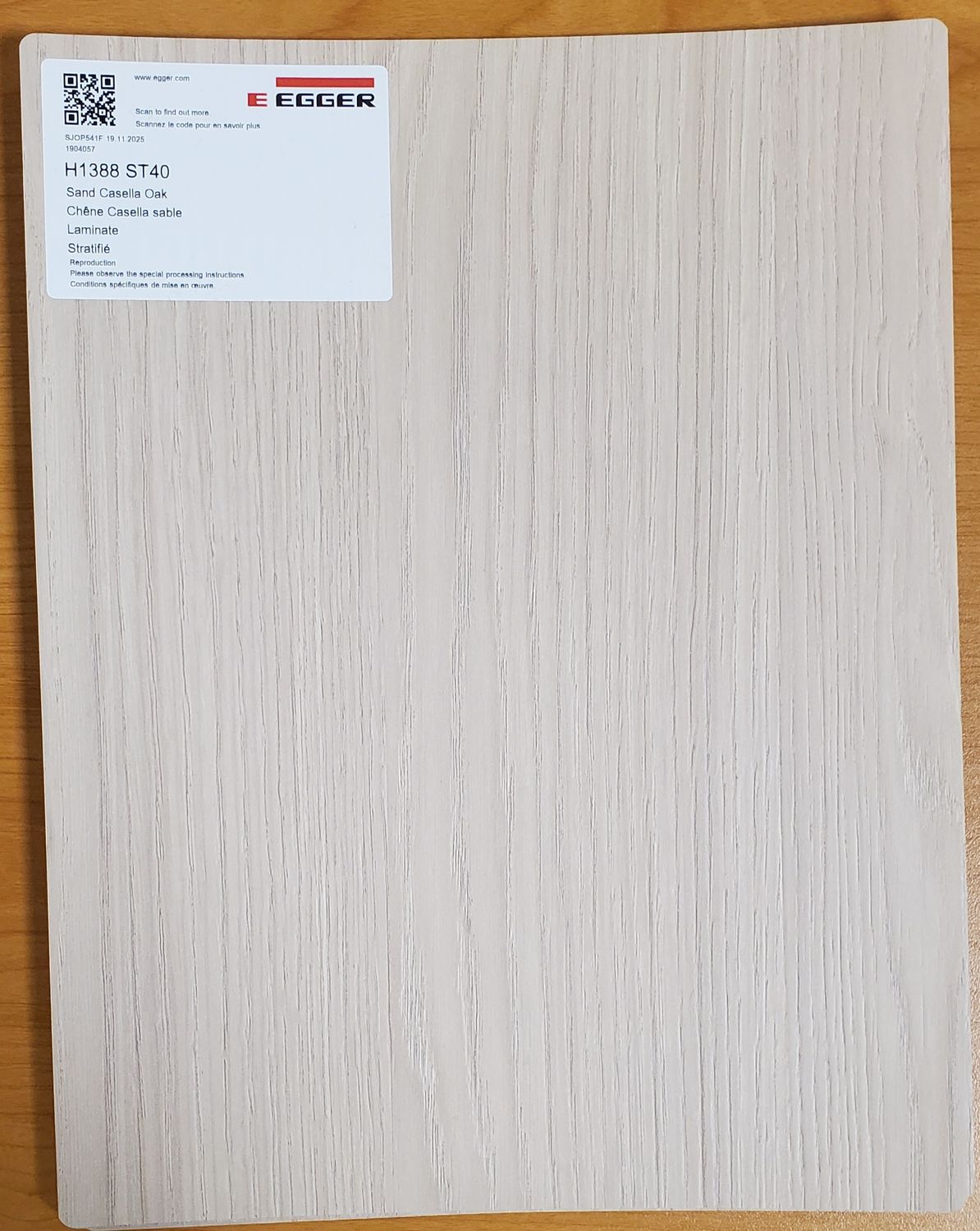 Egger Sample - Sand Casella Oak - 8.5" X 11"