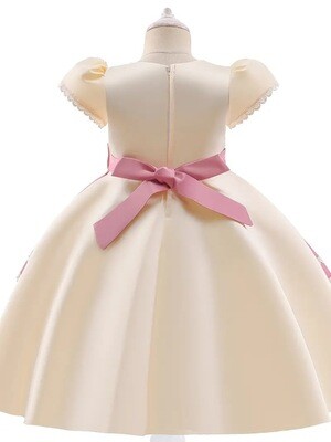 Elegant Girls Princess Dress with Embroidered Flowers & Lace - Perfect for Weddings, Birthdays & Special Occasions