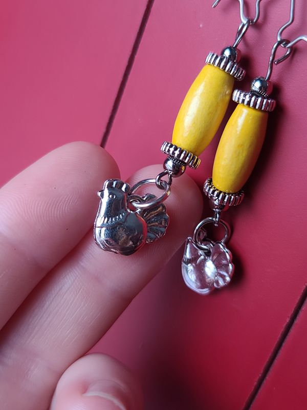 Henny Penny - Yellow Hen Earrings