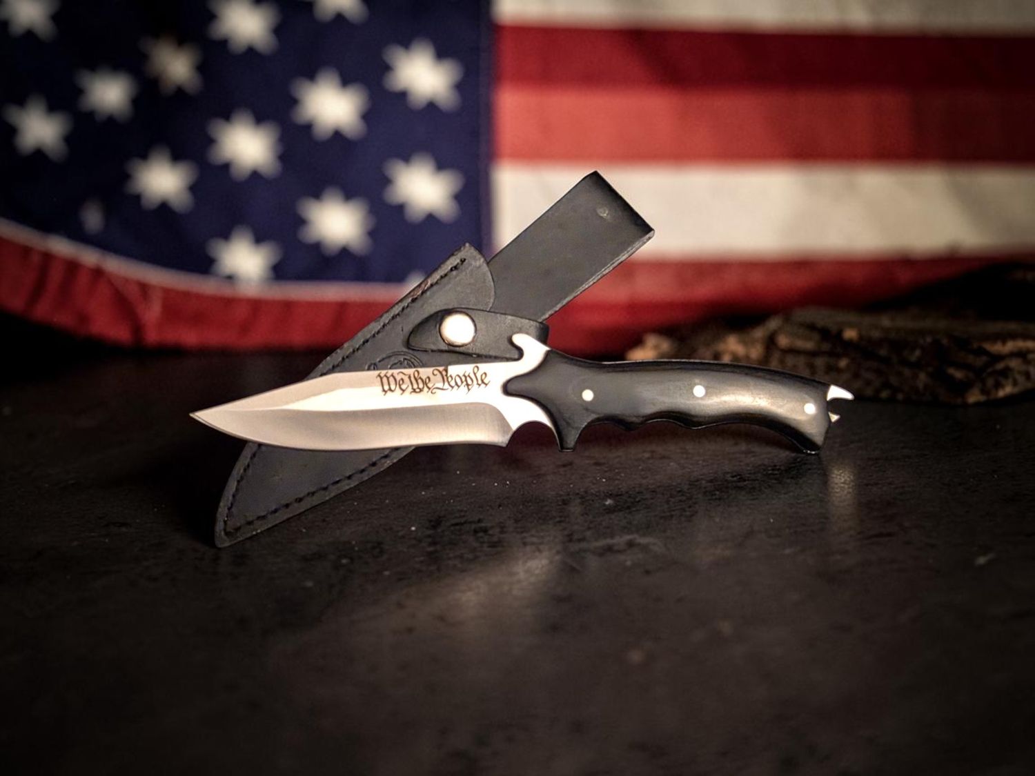 Fixed Blade Knife with Sheath