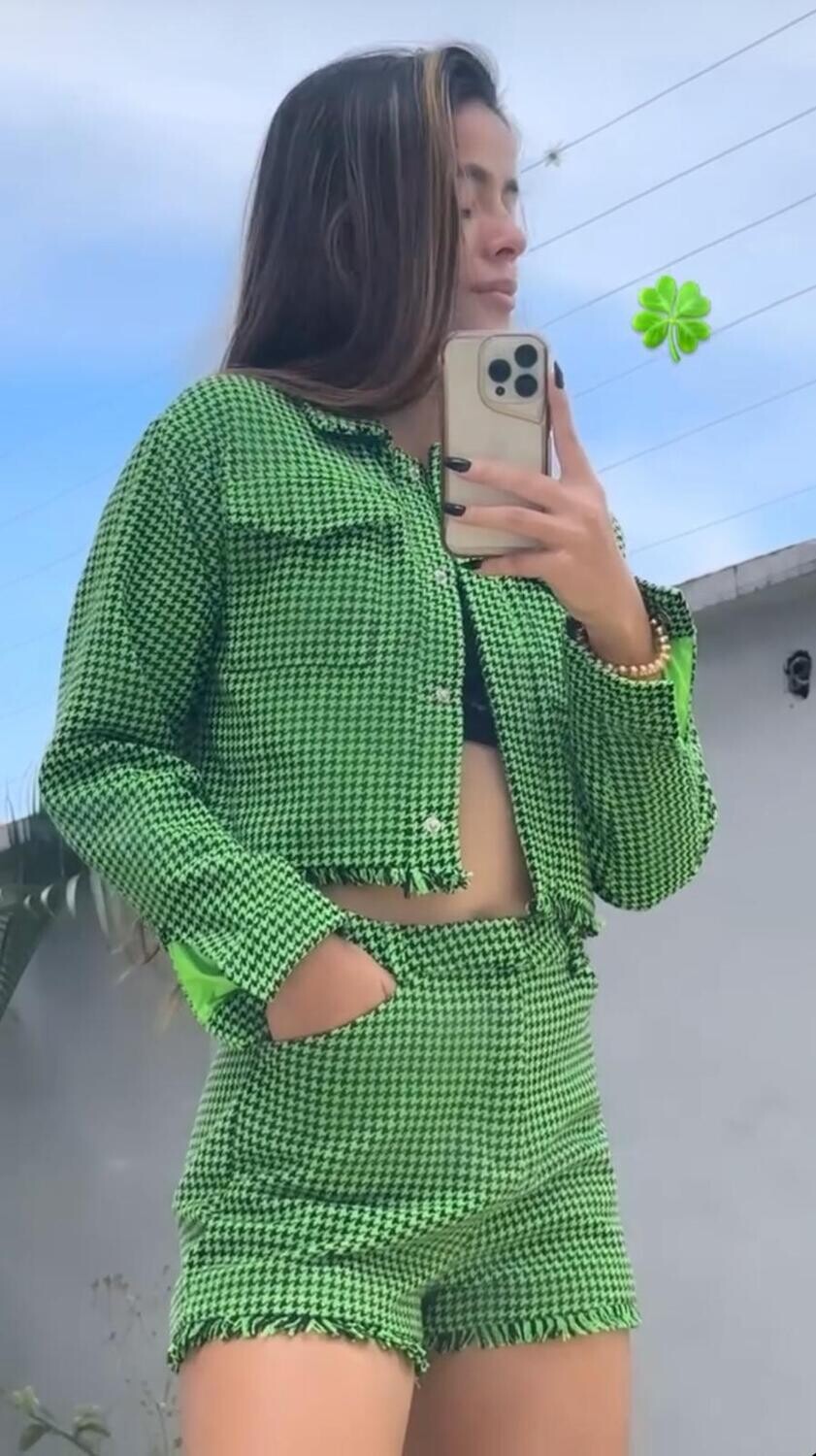 Conjunto verde de cuadros