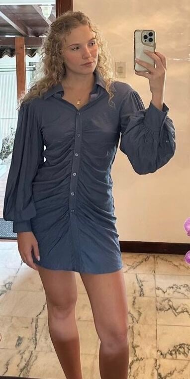 Vestido de magas abullonadas