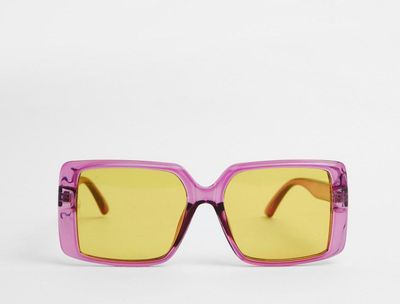 Gafas de sol con lentes de color rosa cuadradas