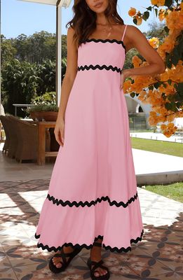 Vestido largo con detalles ondulados