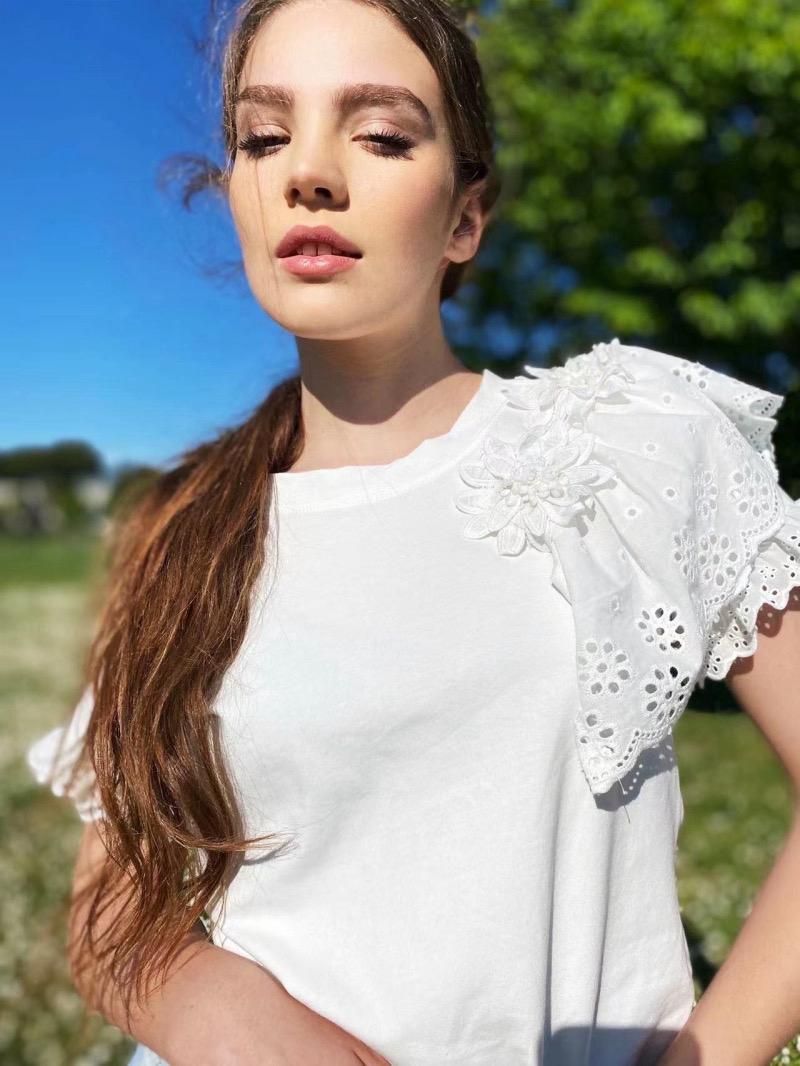 Franela con encaje