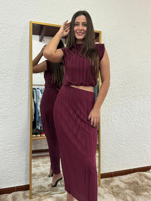 Vestido largo con detalle plisados